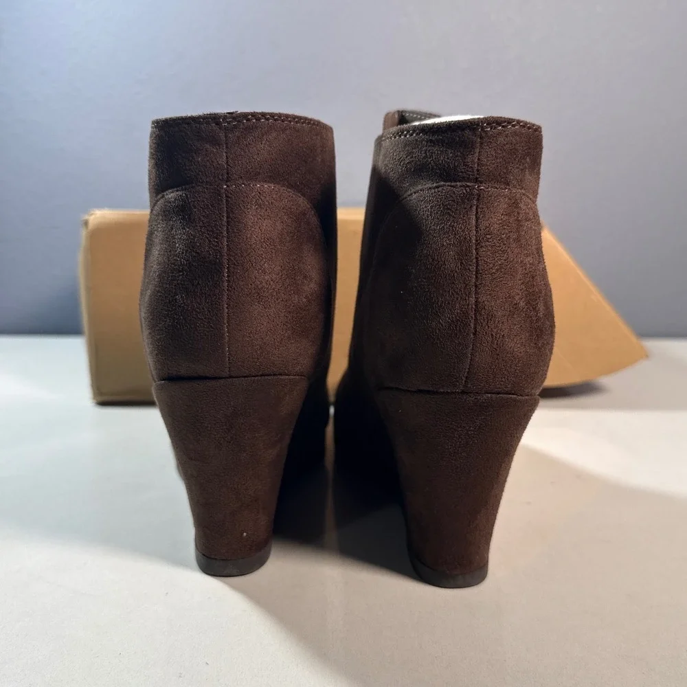 Journee Collection Wedge Booties Brown New Lace Up Faux Suede